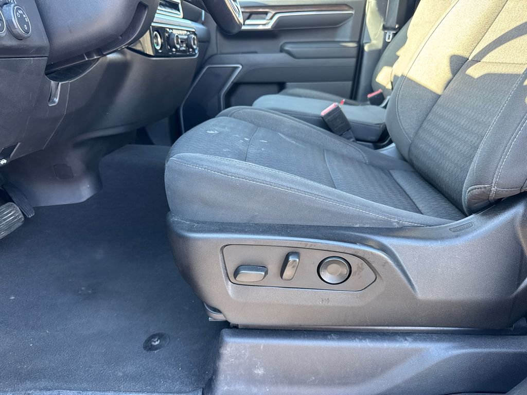 2022 Chevrolet Silverado 1500 LT photo 8