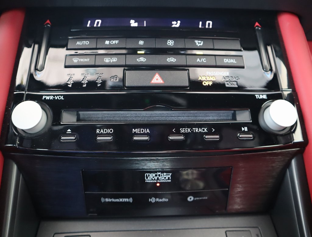 2025 Lexus IS 350 F SPORT photo 37