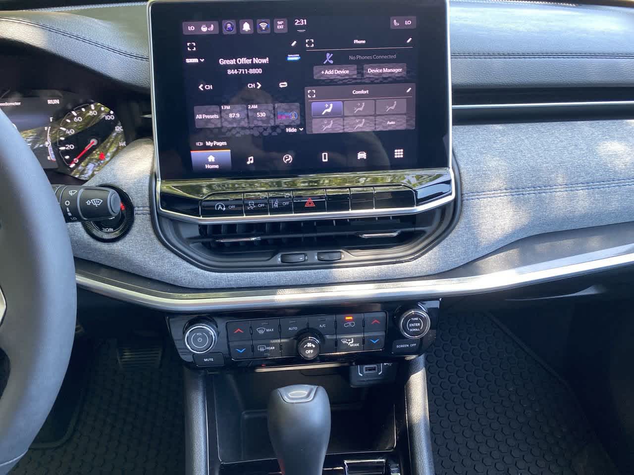 2024 Jeep Compass Latitude photo 17