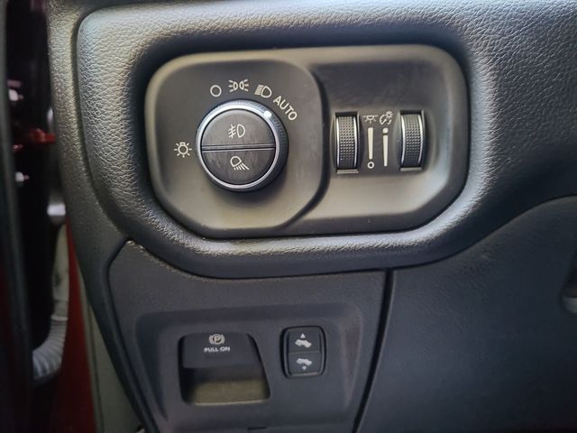 2025 Ram 1500 Rebel photo 8