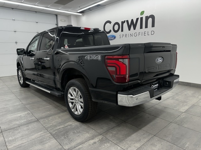 2025 Ford F-150 Lariat photo 2