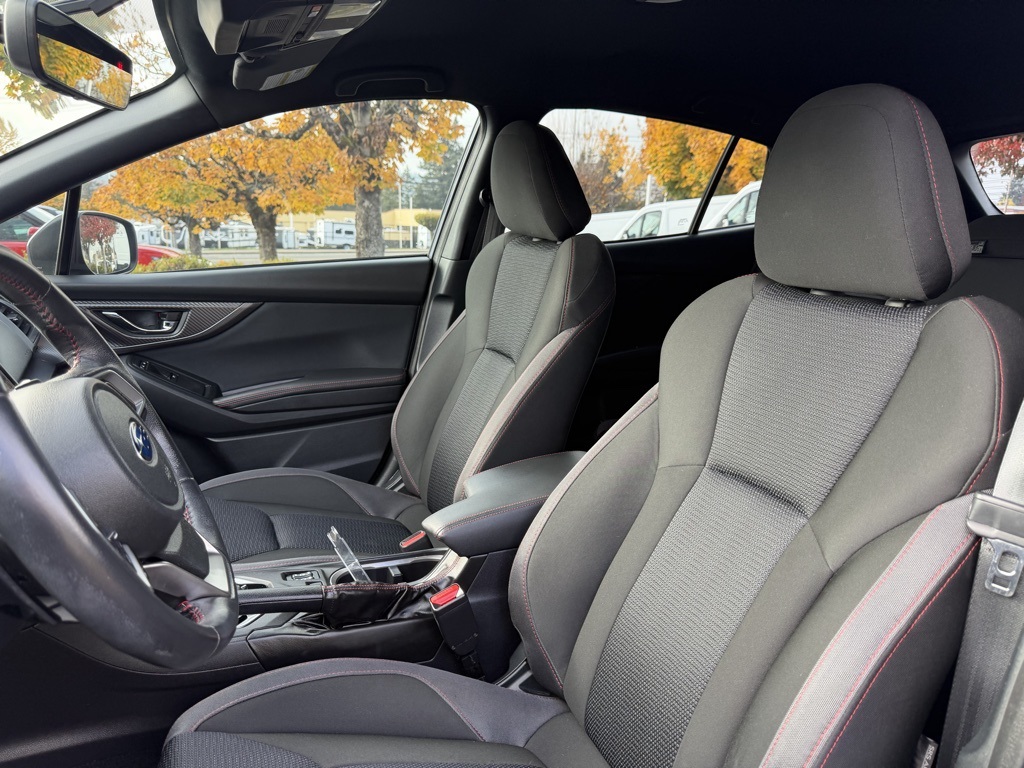 2017 Subaru Impreza 2.0i Sport photo 2