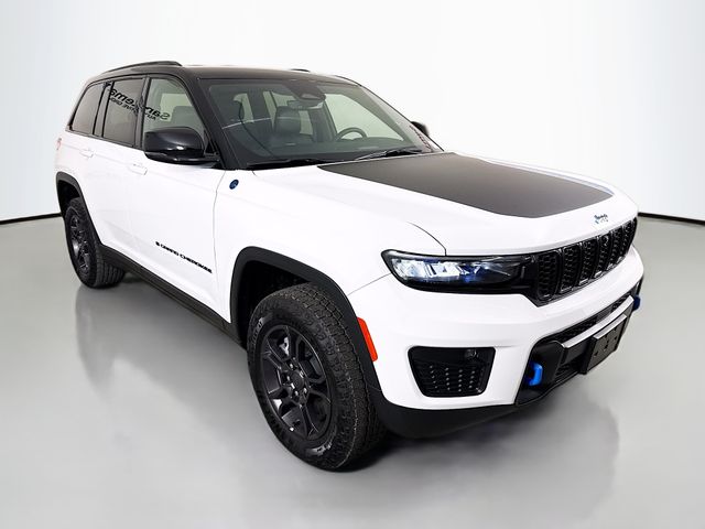 2024 Jeep Grand Cherokee Trailhawk 4xe's photo