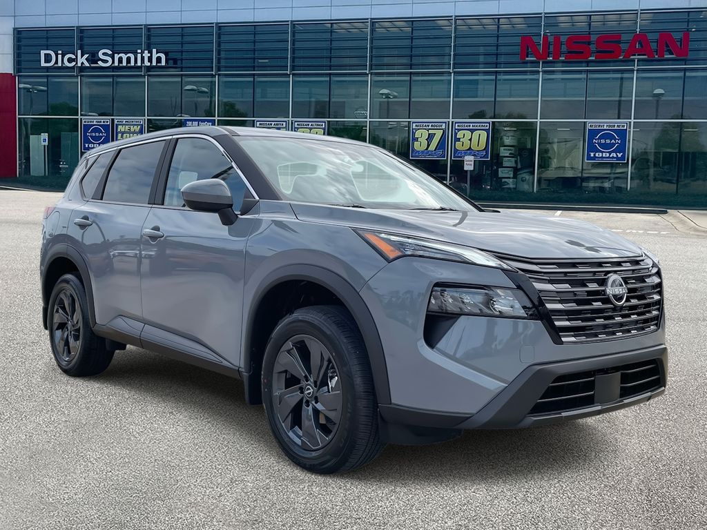 2026 Nissan Rogue SV's photo