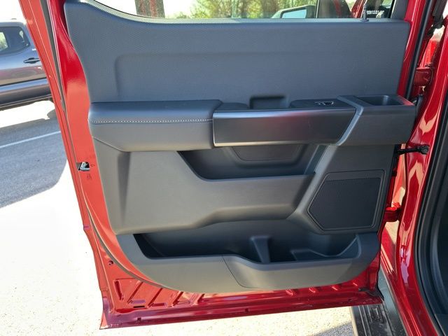 2025 Ford F-150 STX photo 29