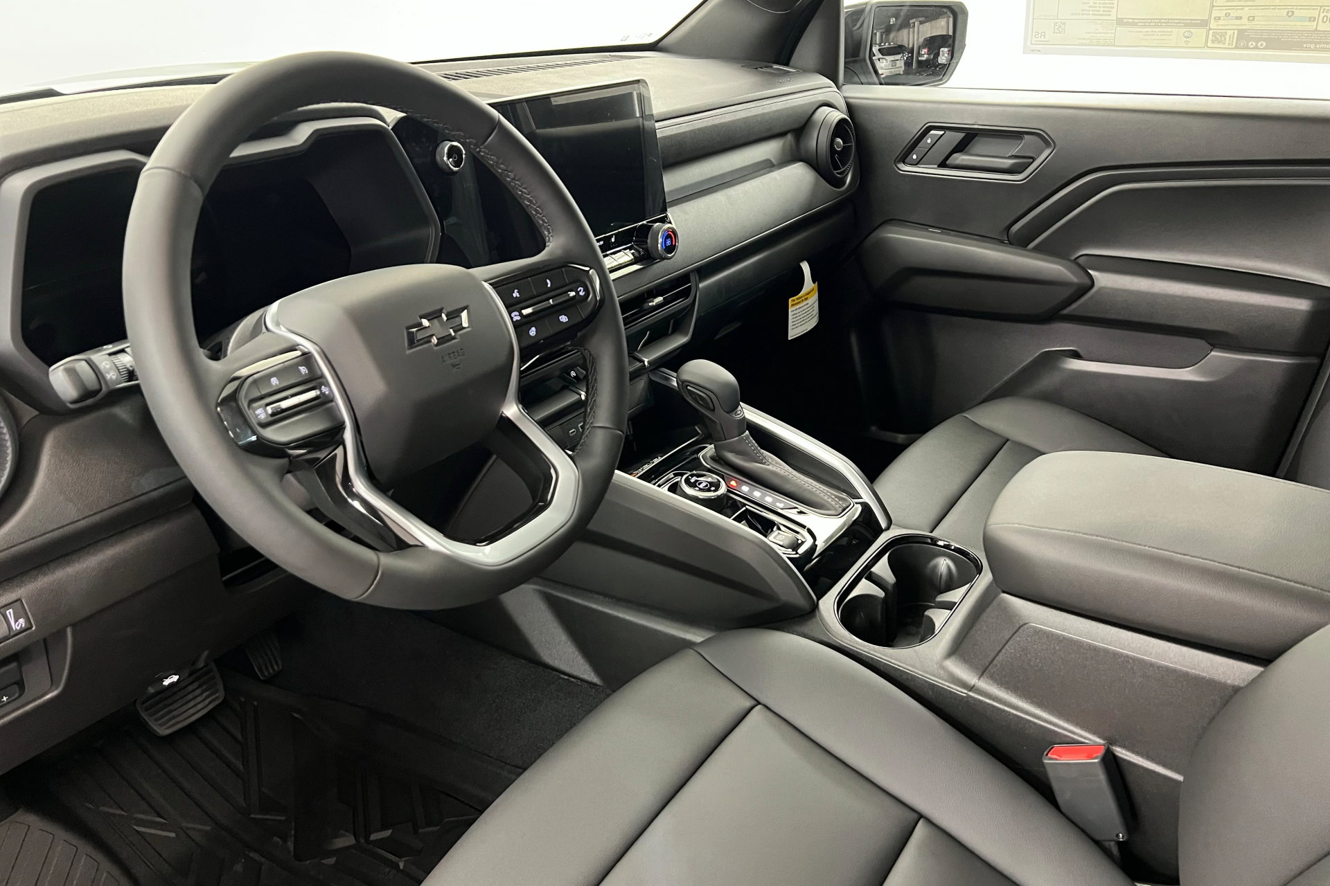 2026 Chevrolet Colorado Trail Boss photo 15