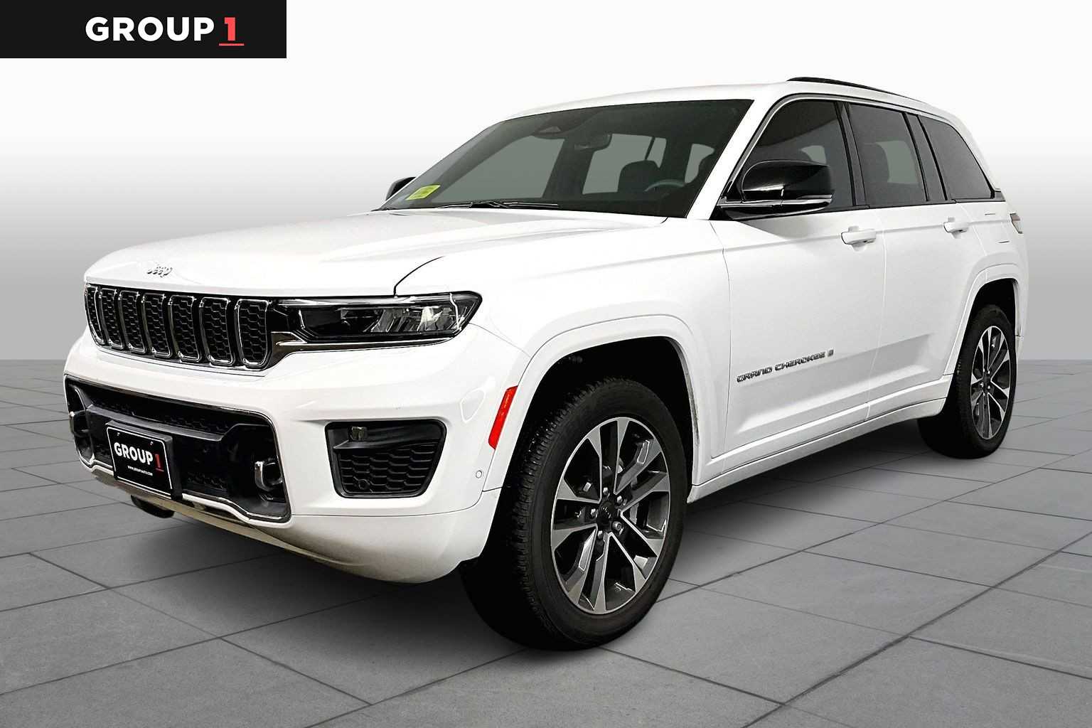 2025 Jeep Grand Cherokee Overland's photo