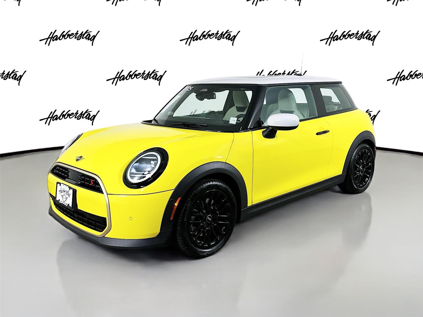 2025 MINI Hardtop 2 Door S's photo