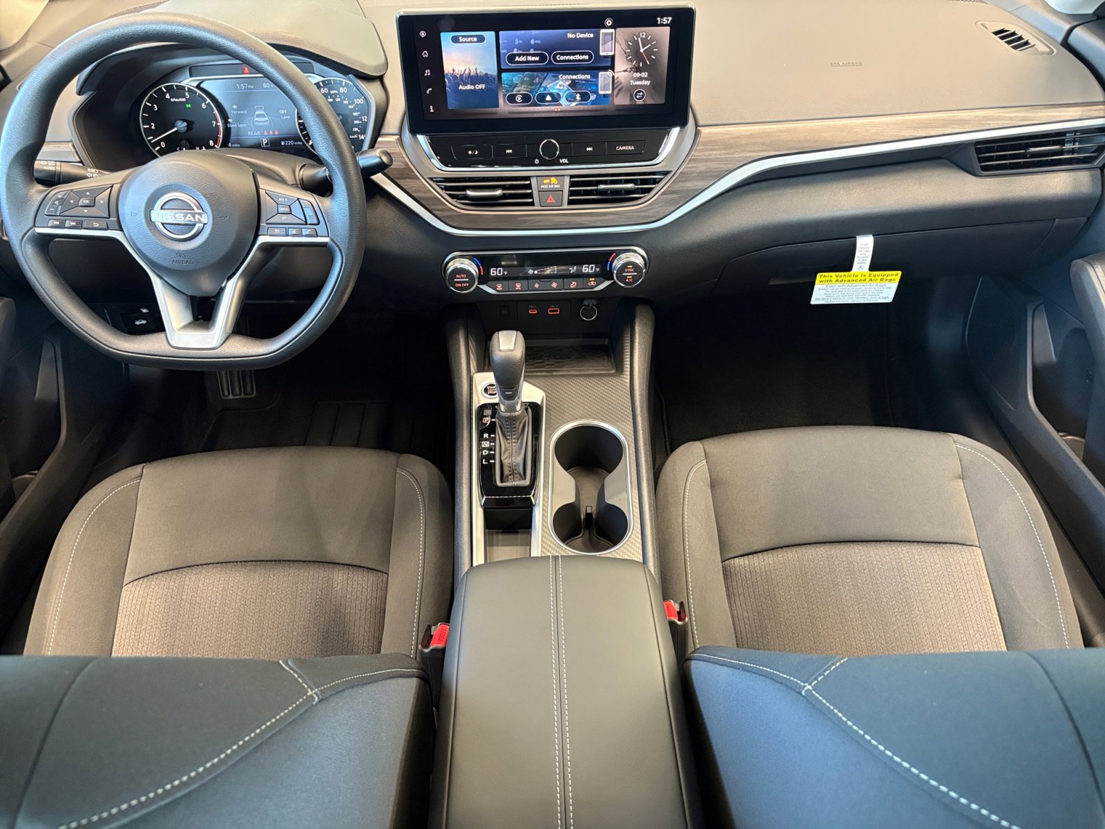 2025 Nissan Altima SV photo 2