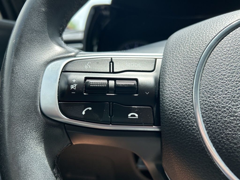 2022 Kia K5 GT-Line photo 20