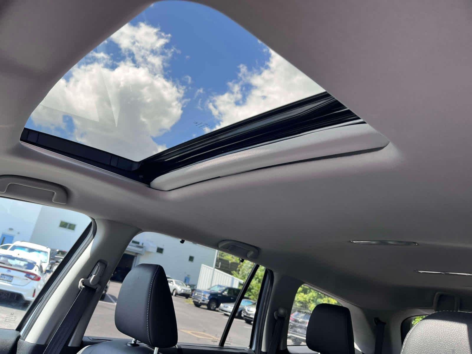 2022 Honda Pilot SE photo 10