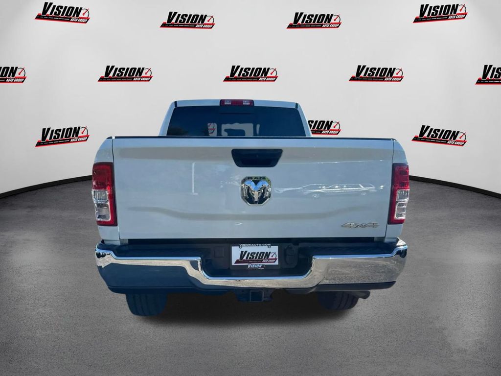 2022 Ram 2500 Tradesman photo 4