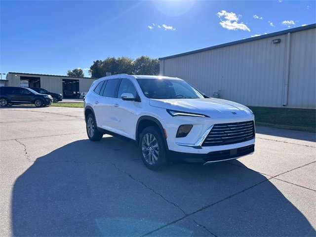 2026 Buick Enclave Preferred's photo