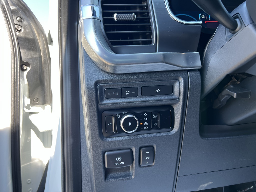 2022 Ford F-150 Lariat photo 19