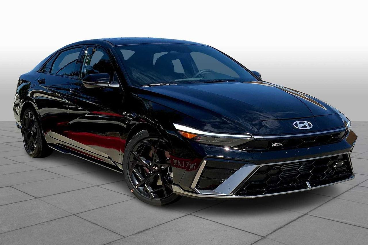2025 Hyundai Elantra N Line photo 2