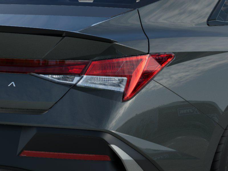 New 2025 Gray Hyundai SEL Sport image 10