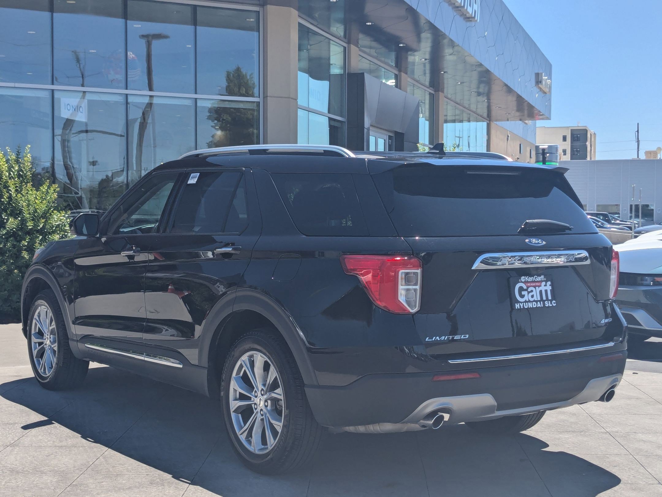 2024 Ford Explorer Limited photo 5