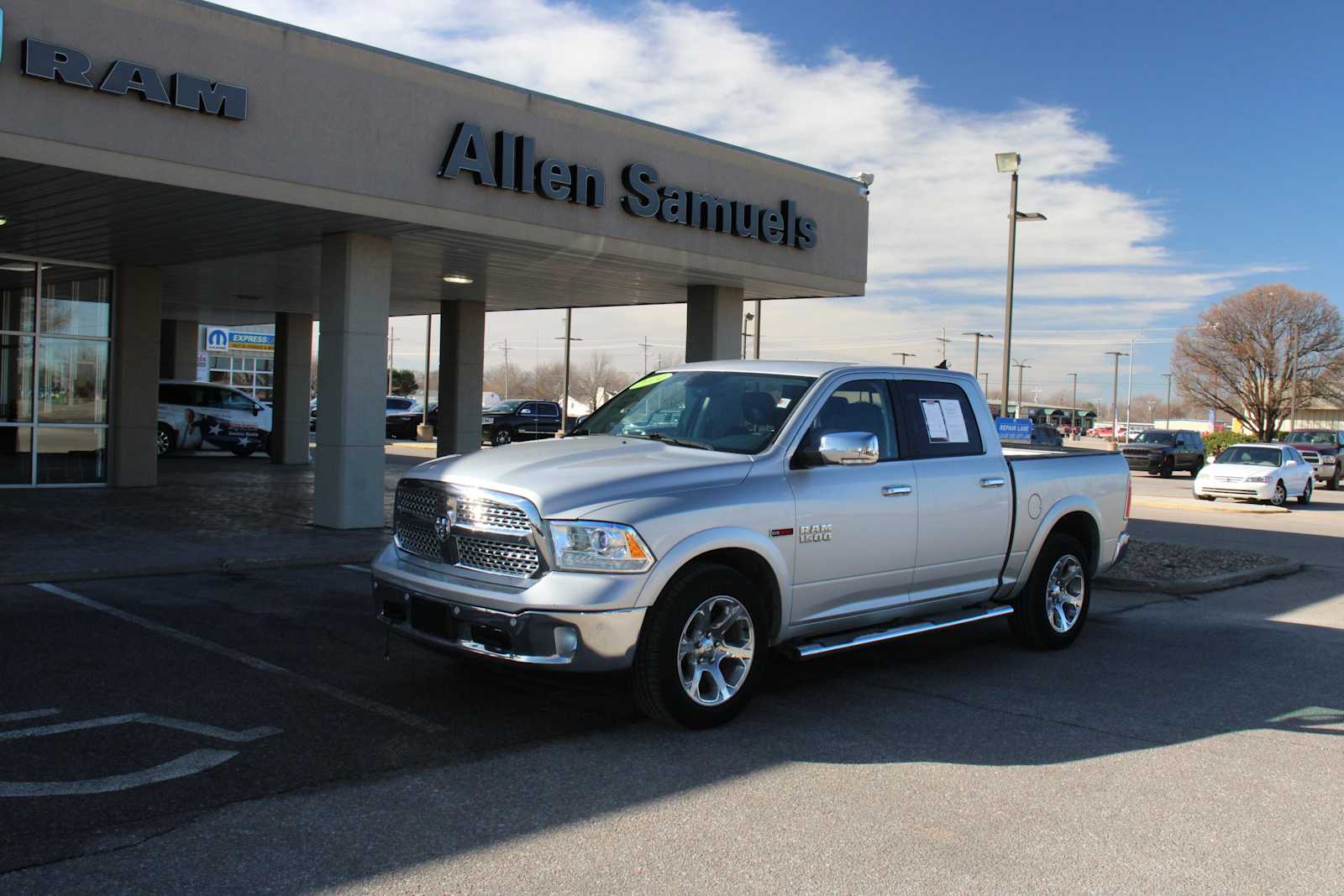 2014 RAM Ram 1500 Pickup Laramie