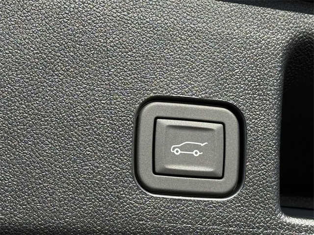 2026 Chevrolet Equinox EV 3RS photo 4