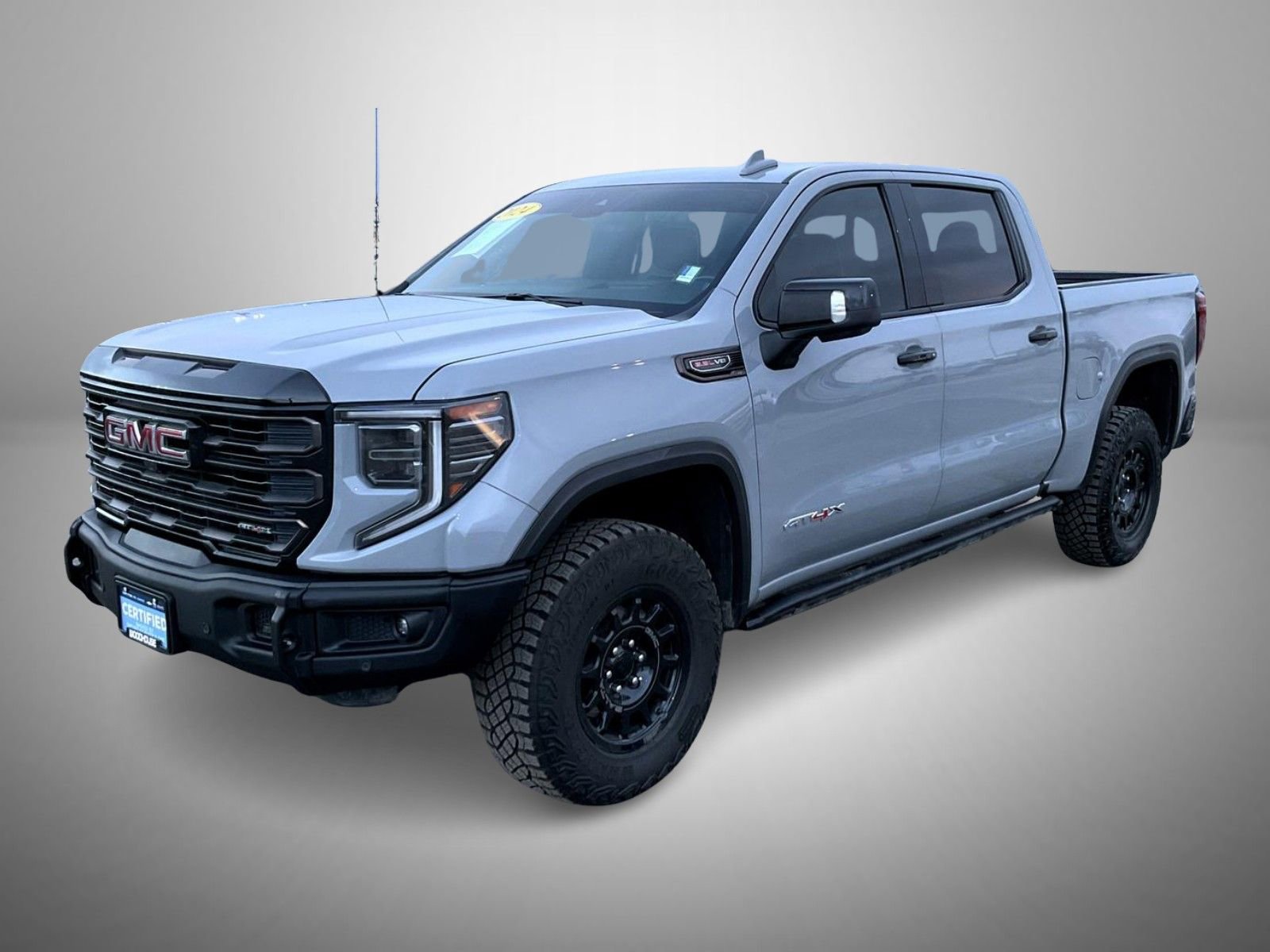 2024 GMC Sierra 1500 AT4X's photo