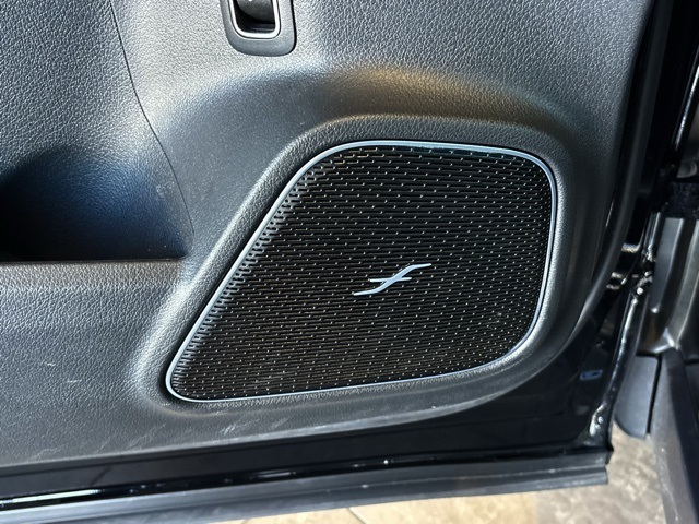 2025 Mercedes Benz GLB 35 AMG 4MATIC photo 16