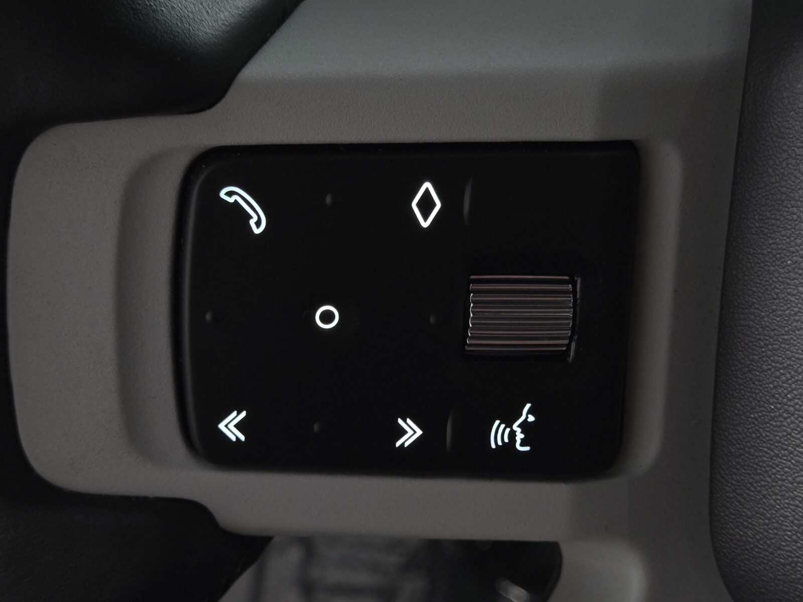 2023 Land Rover Defender 90 X-Dynamic SE photo 20