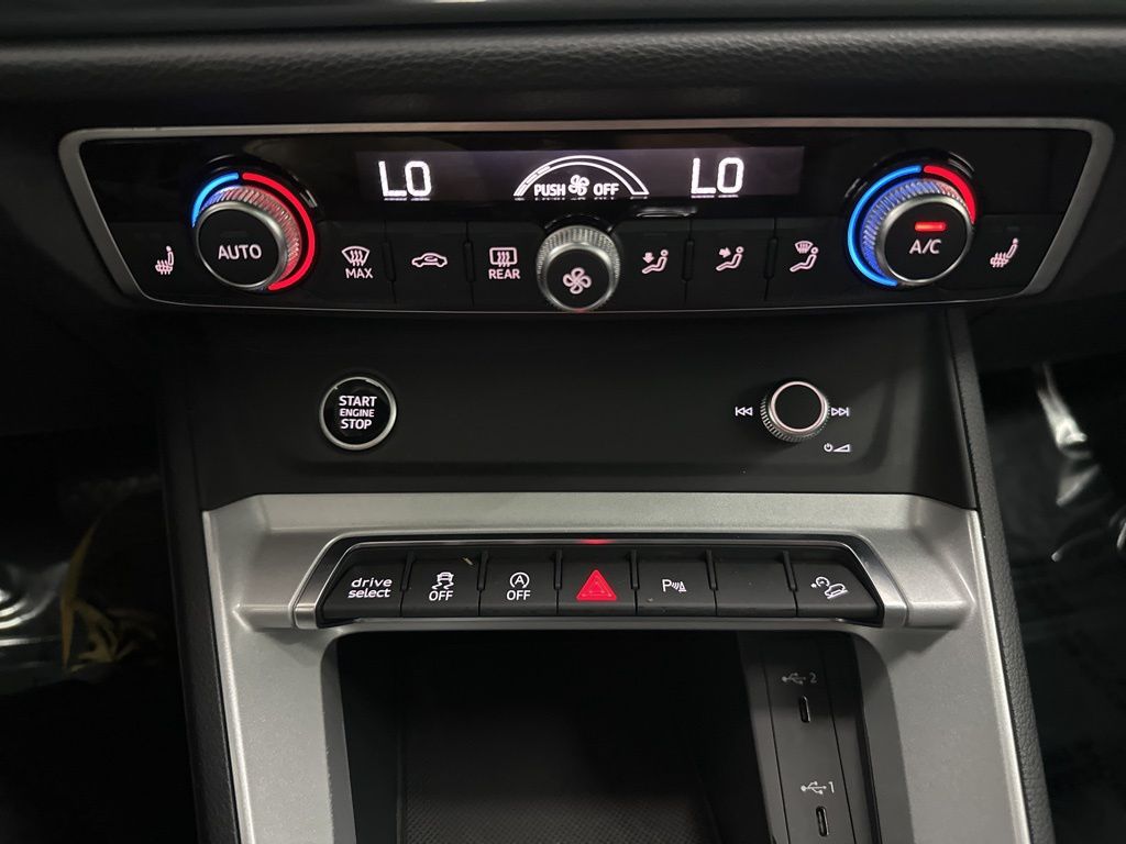 2022 Audi Q3 Premium photo 7