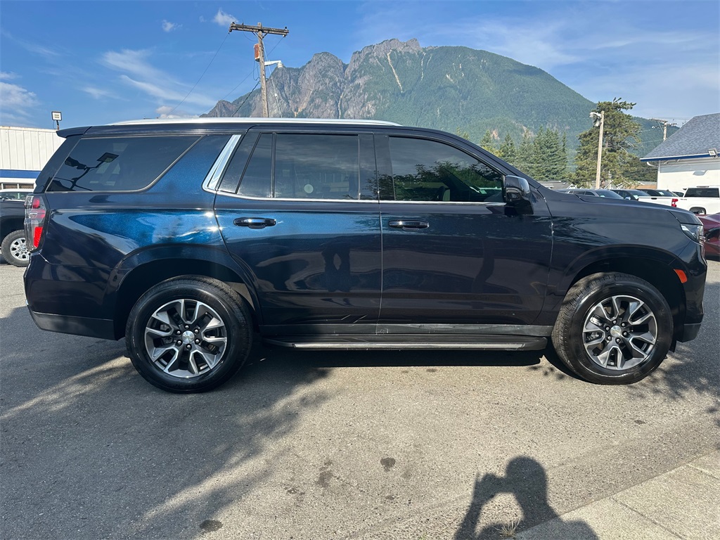 2021 Chevrolet Tahoe LT photo 3