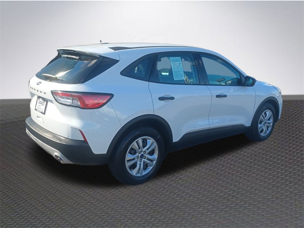 2022 Ford Escape S photo 4