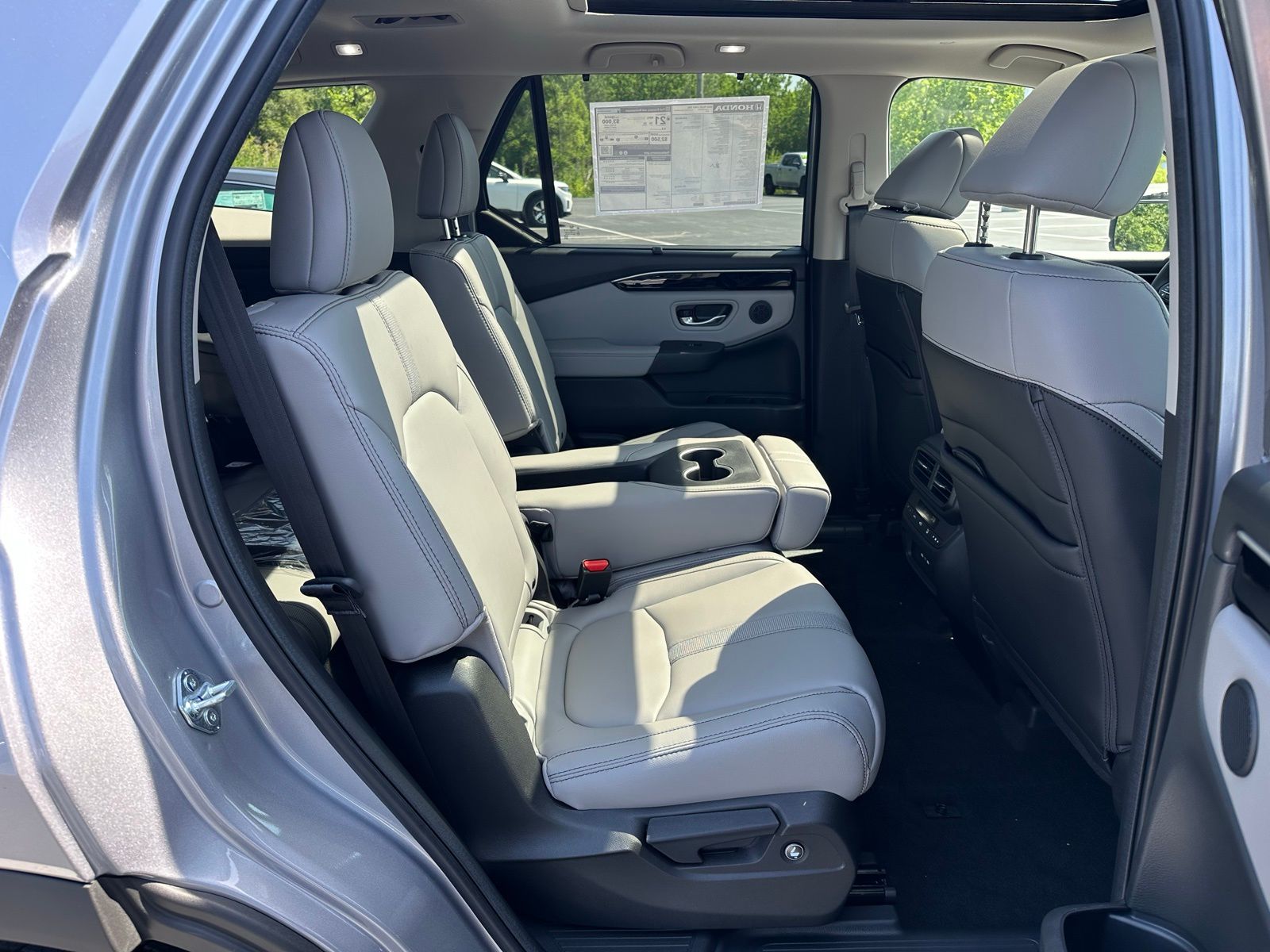 2025 Honda Pilot Touring photo 18