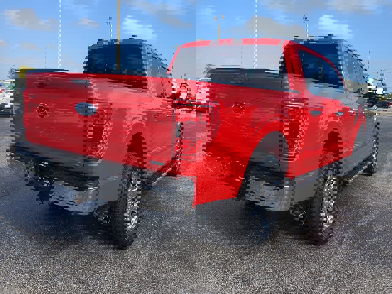 2022 Ford F-150 XLT photo 4