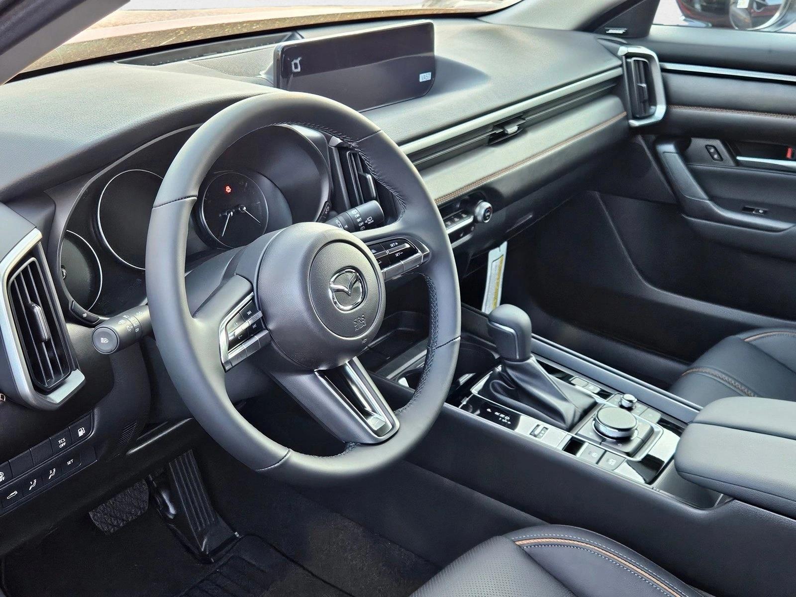 2025 Mazda CX-50 Premium photo 2