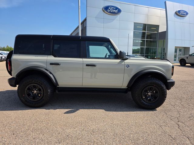 2025 Ford Bronco Outer Banks photo 41