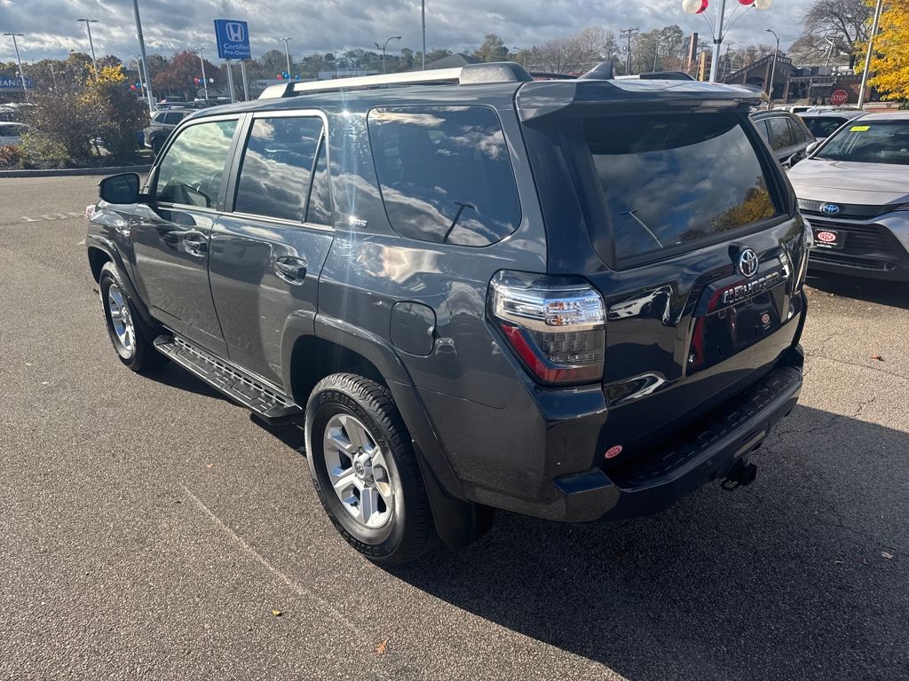 2024 Toyota 4Runner SR5 photo 3