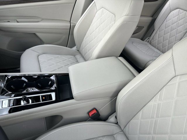 2026 Volkswagen Atlas SEL Premium R-Line photo 11