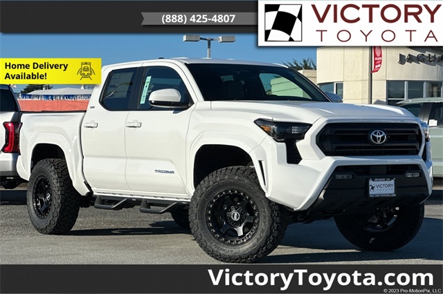 2026 Toyota Tacoma SR5's photo