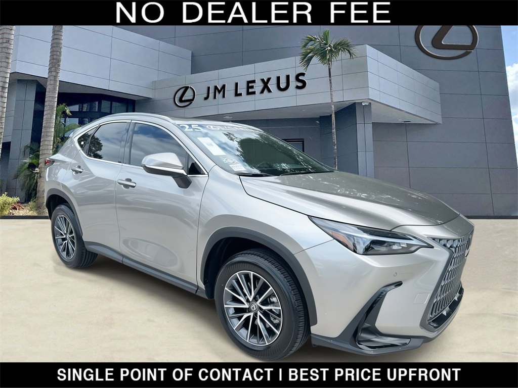 2025 Lexus NX 250's photo