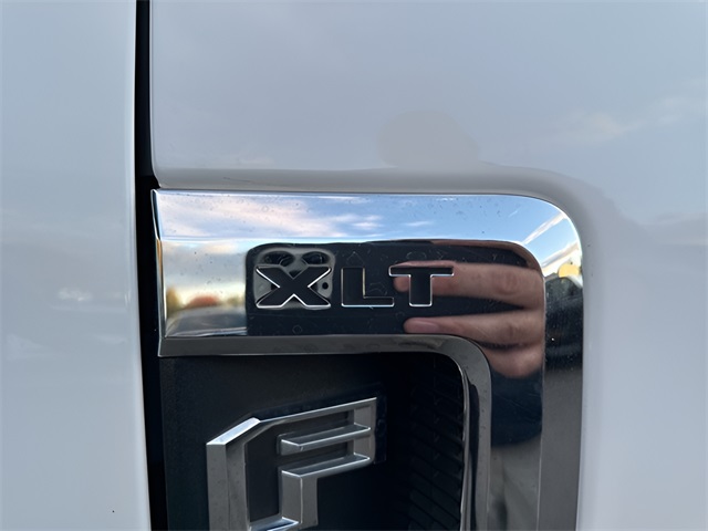 2021 Ford F-250 photo 4