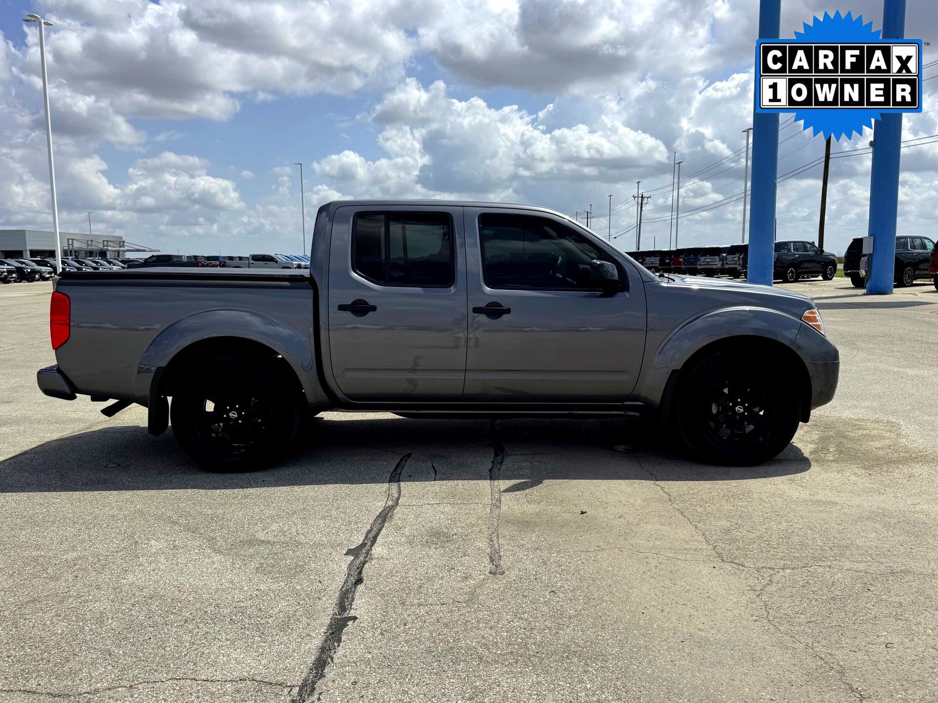 2020 Nissan Frontier SV photo 4