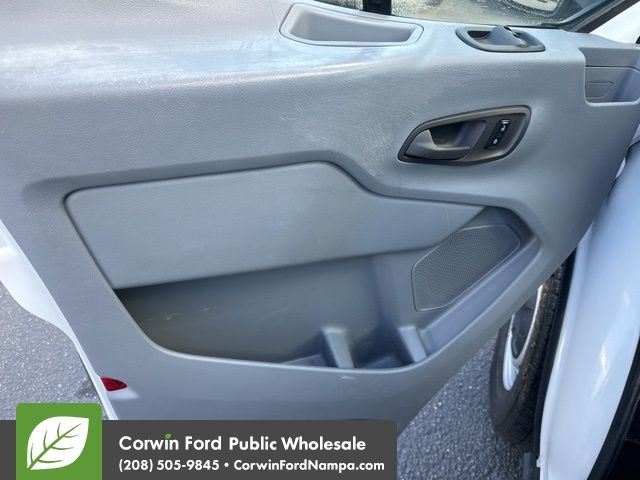 2017 Ford Transit photo 10
