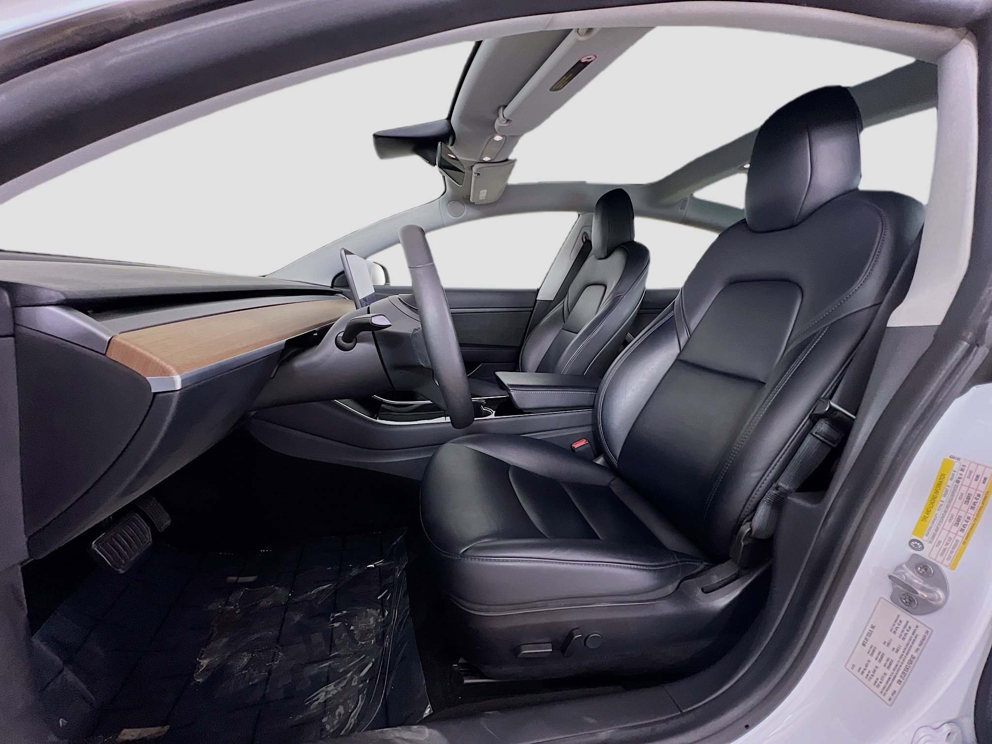2020 Tesla Model 3 Standard Range Plus photo 18
