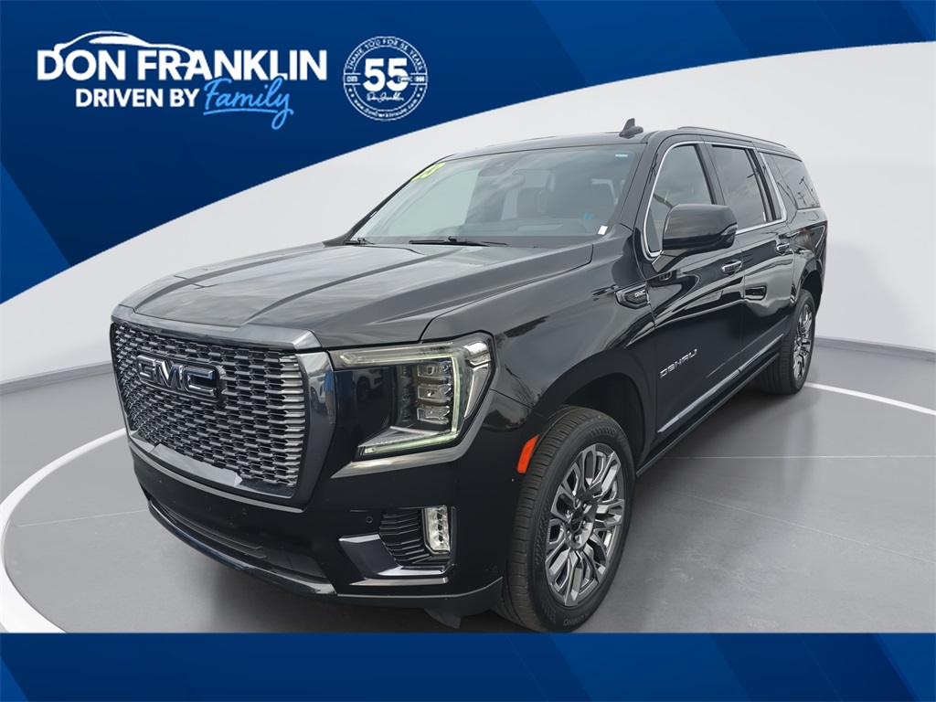 2023 GMC Yukon XL Denali Ultimate's photo