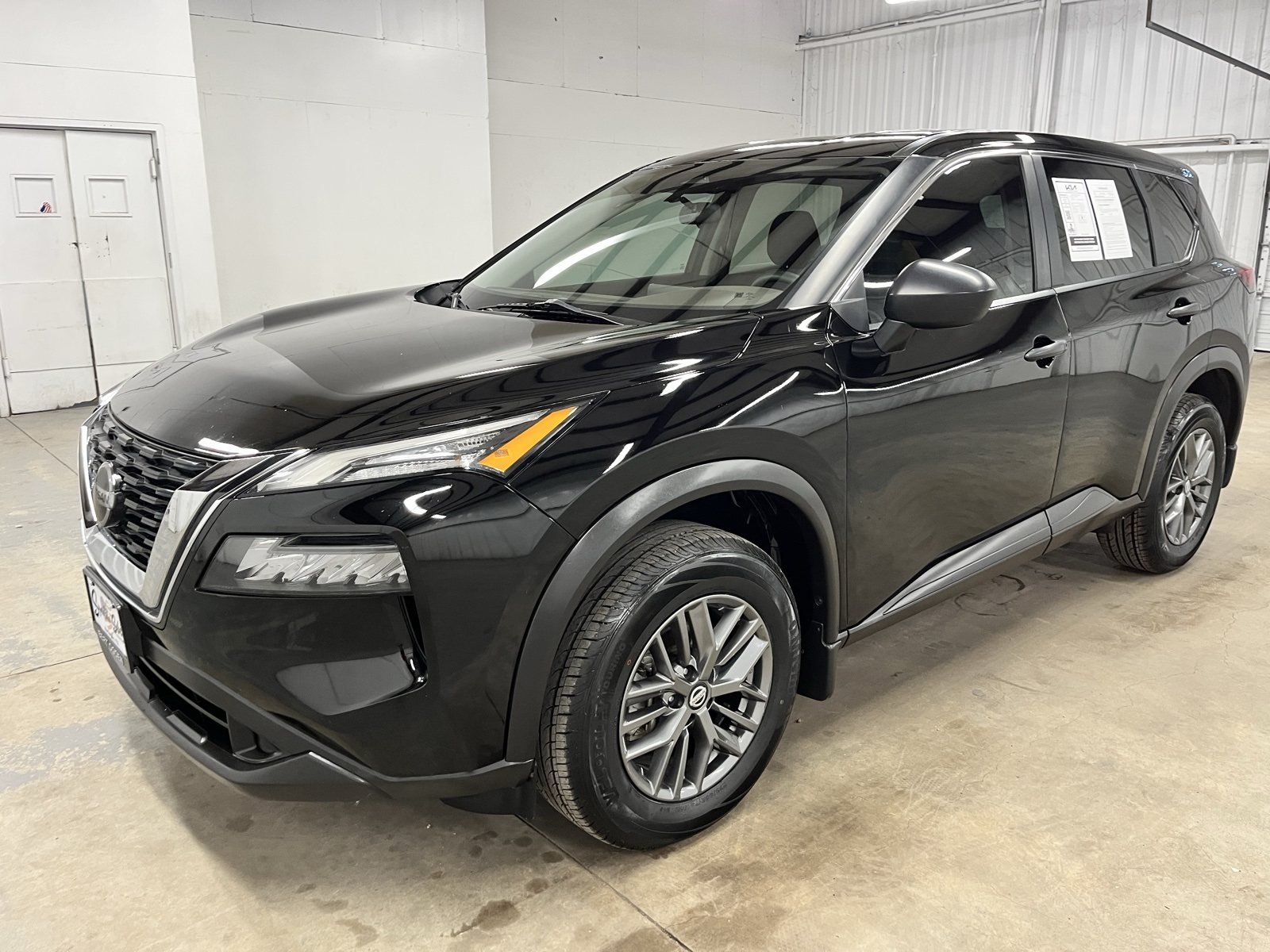 2021 Nissan Rogue S photo 3