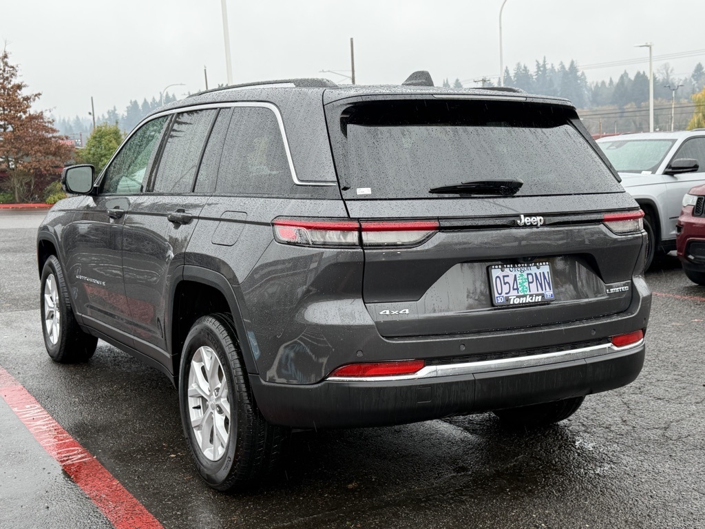 2023 Jeep Grand Cherokee Limited photo 4