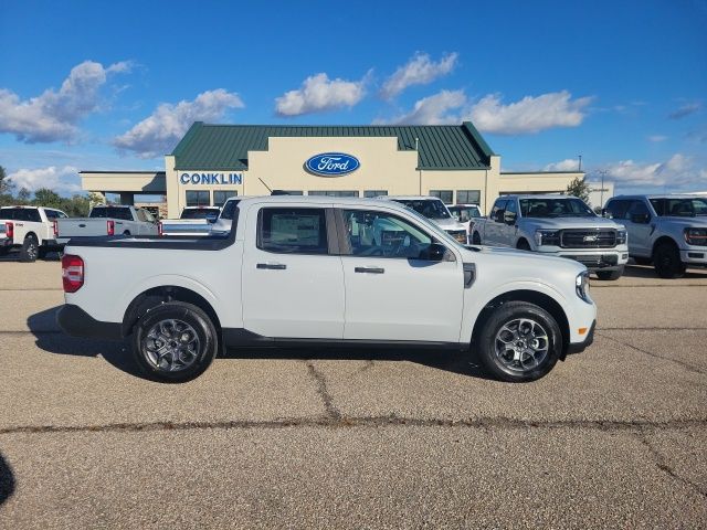 2025 Ford Maverick XLT photo 3