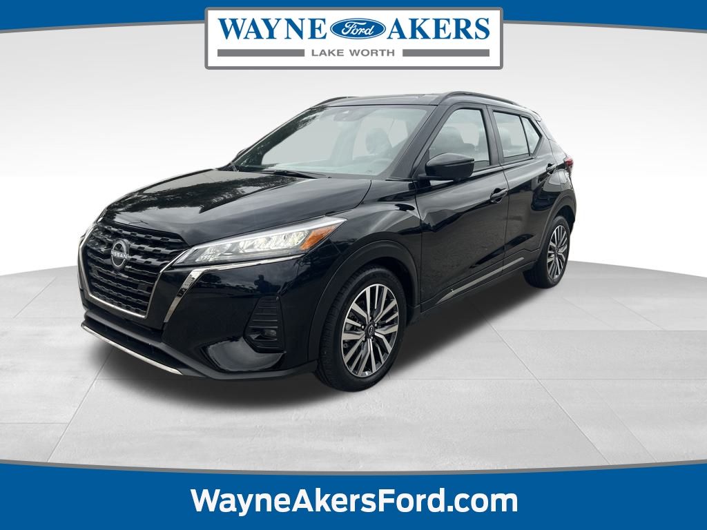 2024 Nissan Kicks SR