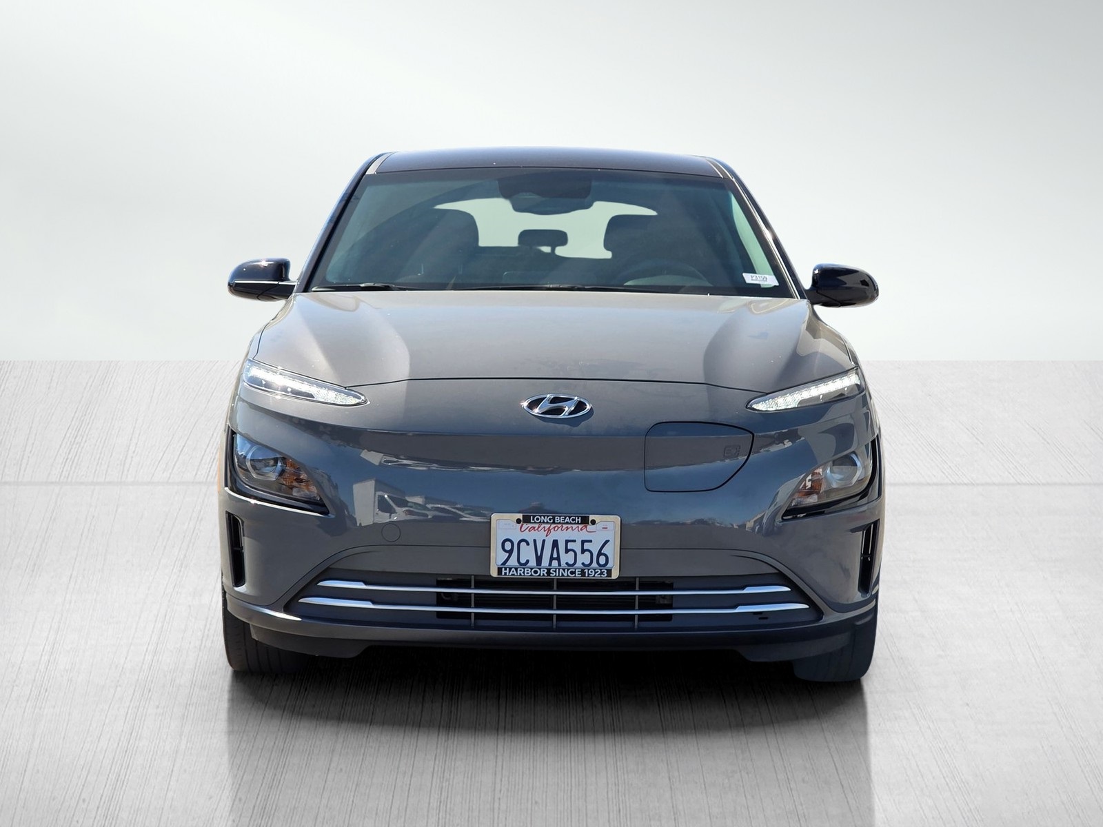 2022 Hyundai Kona Electric SEL photo 2