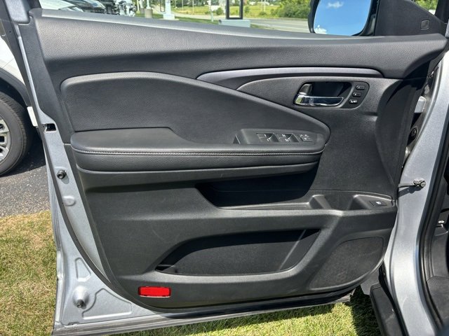 2024 Honda Ridgeline RTL photo 9