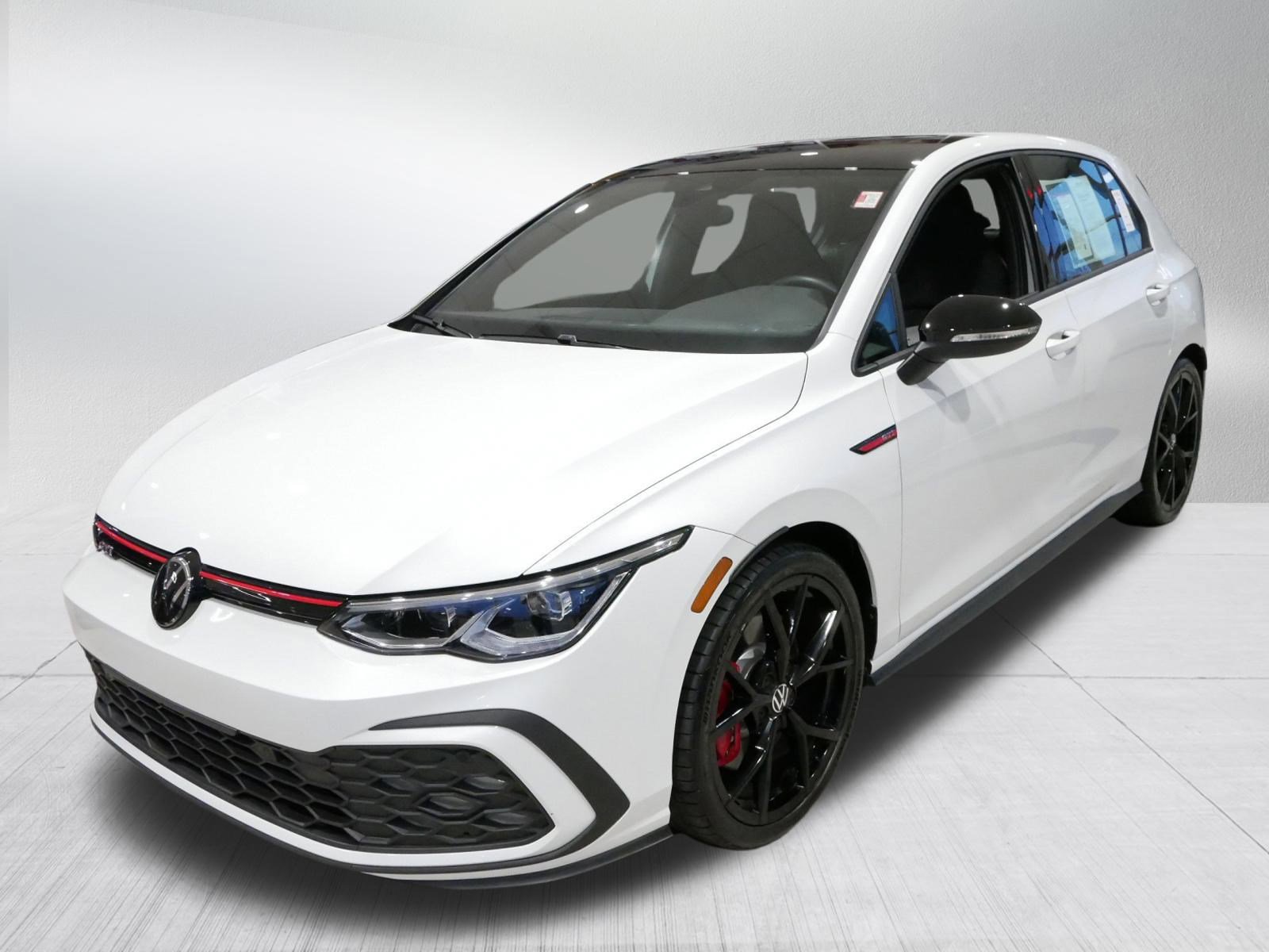 2024 Volkswagen Golf GTI 380 S photo 2