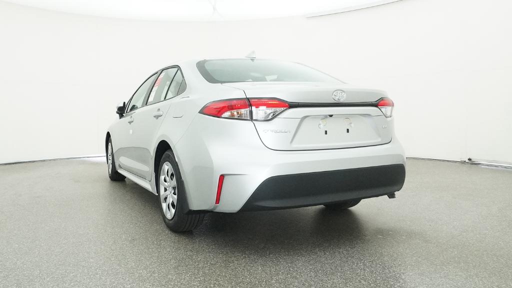 2025 Toyota Corolla LE photo 13
